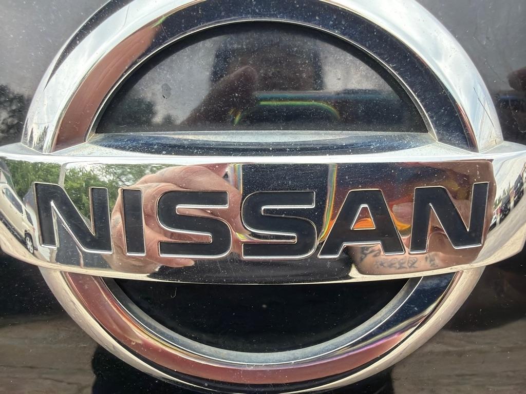 Nissan Rogue  2011