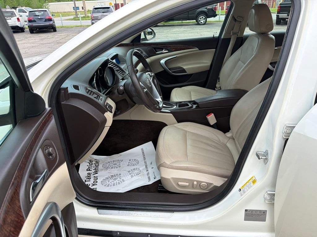 Buick Regal  2012