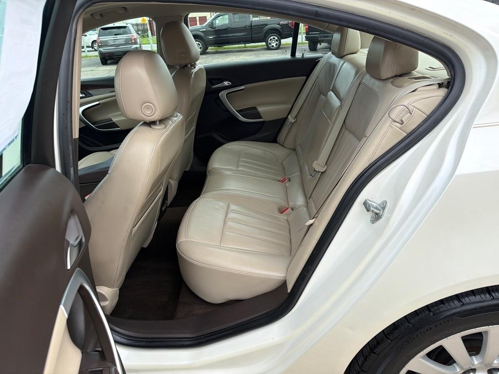 Buick Regal  2012