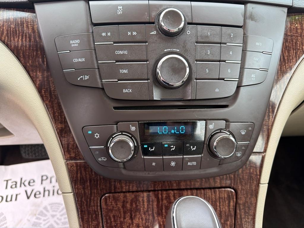 Buick Regal  2012