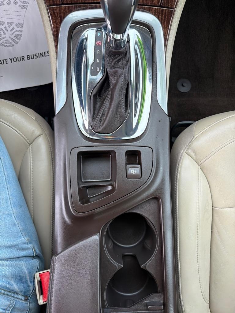 Buick Regal  2012
