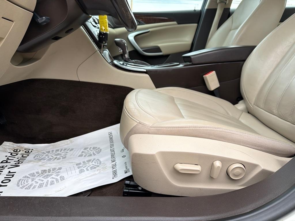 Buick Regal  2012