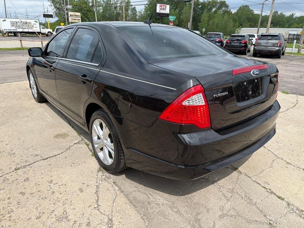 Ford Fusion  2012
