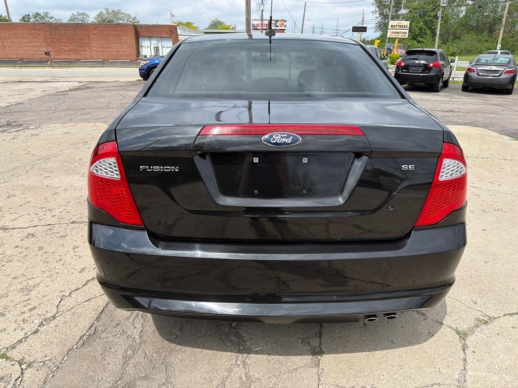 Ford Fusion  2012