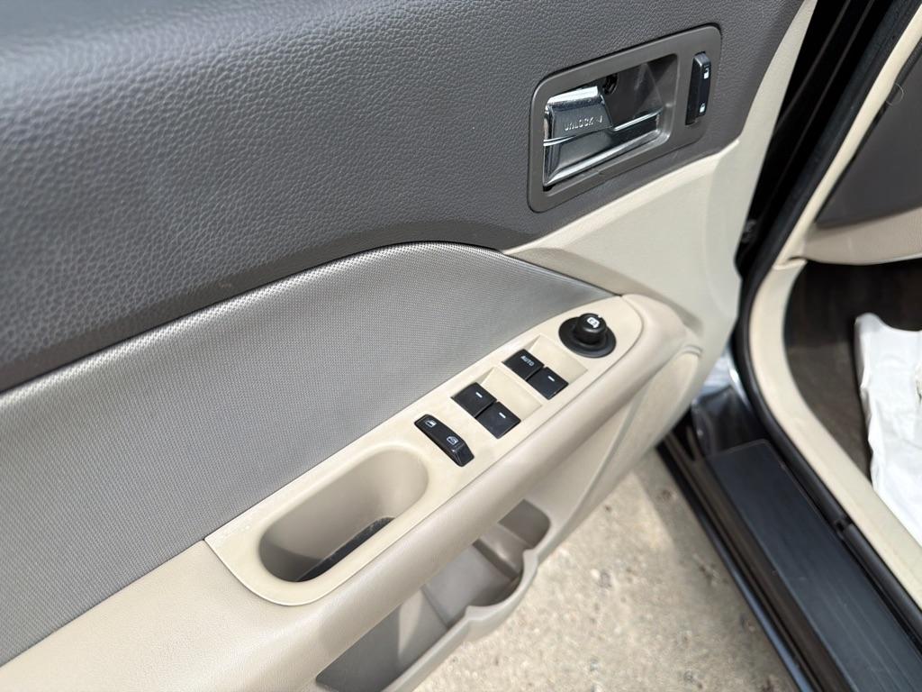 Ford Fusion  2012