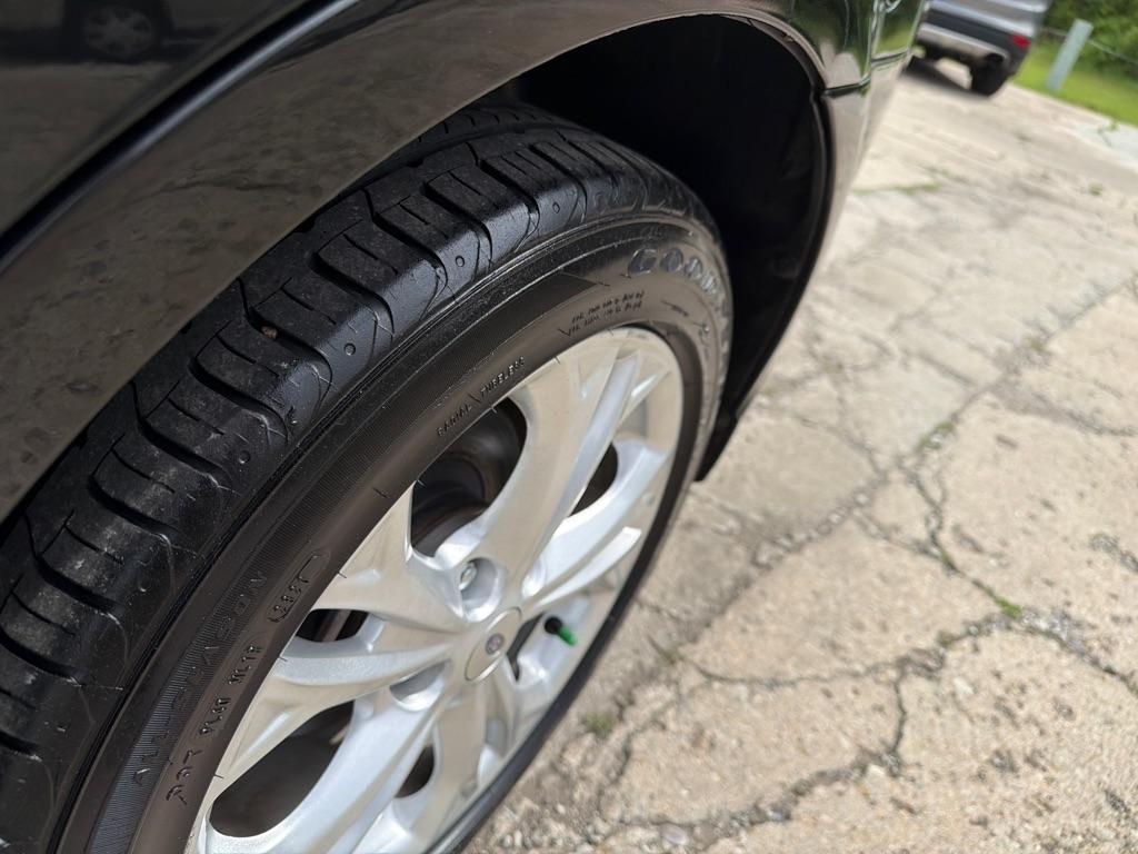 Ford Fusion  2012