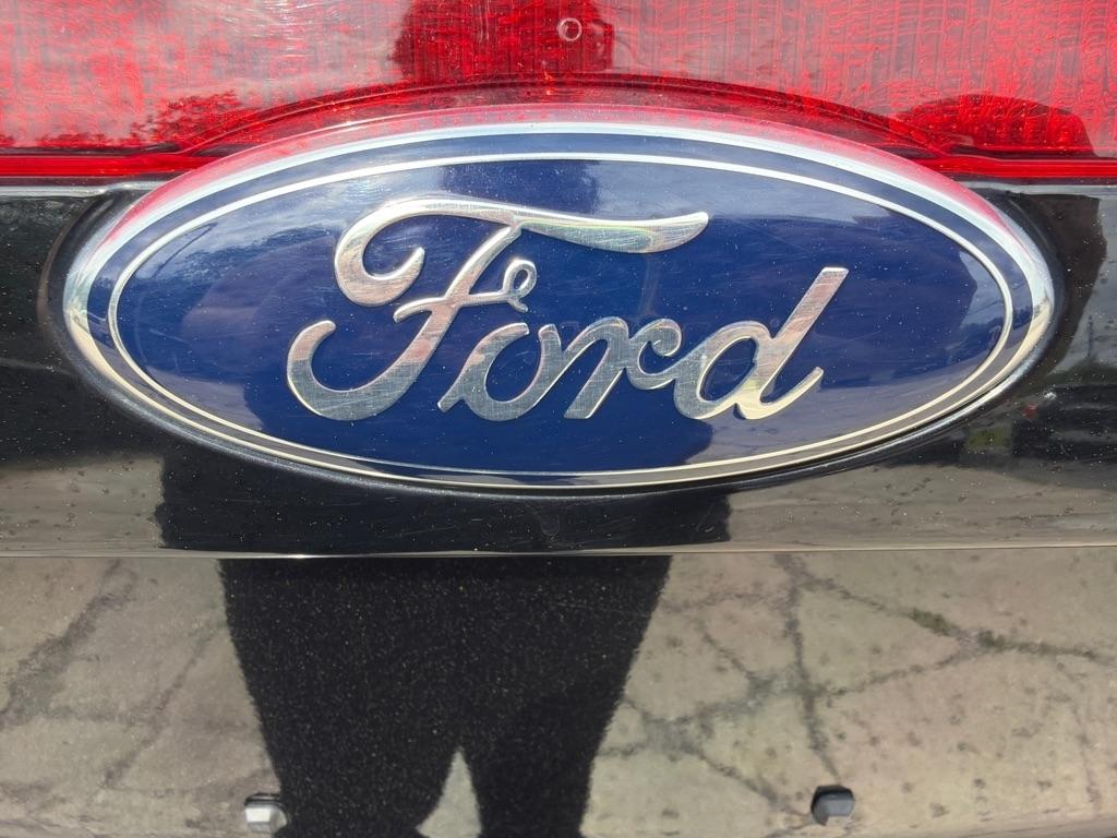 Ford Fusion  2012
