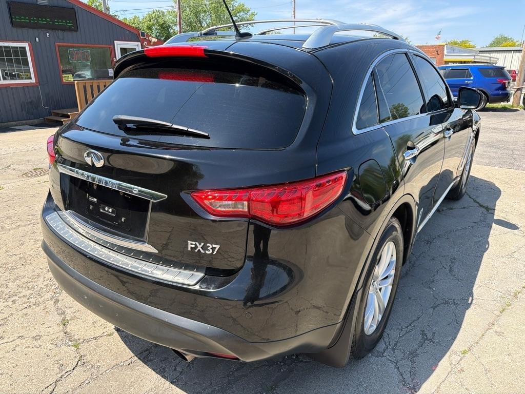 Infiniti FX  2013