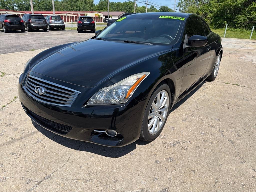 Infiniti G Convertible  2013