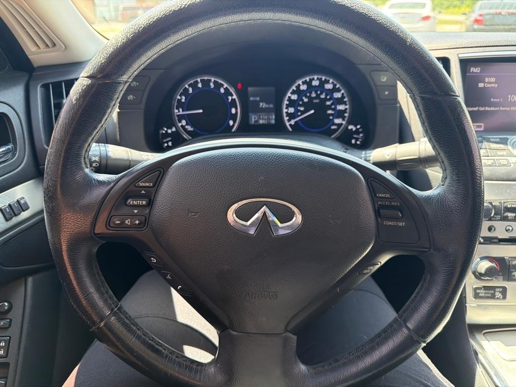 Infiniti G Convertible  2013