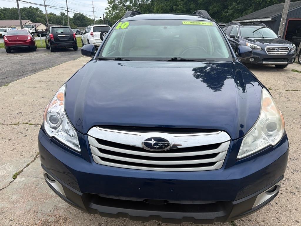 Subaru Outback  2010