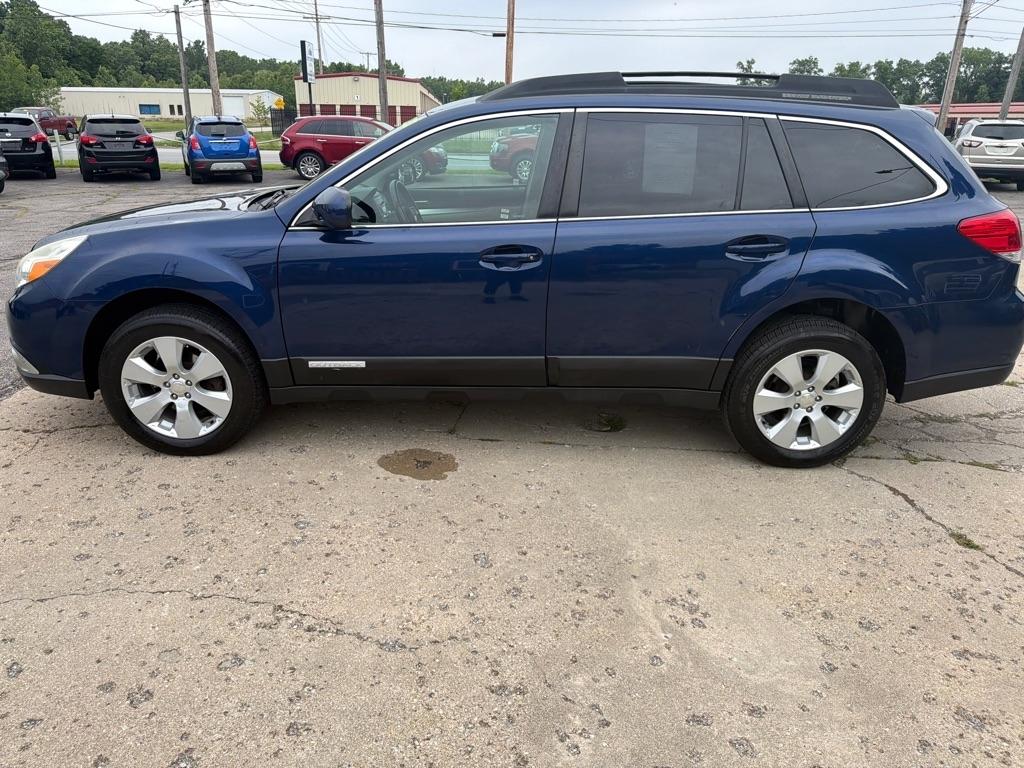 Subaru Outback  2010