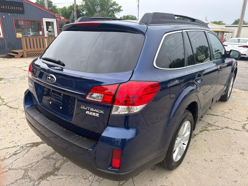 Subaru Outback  2010