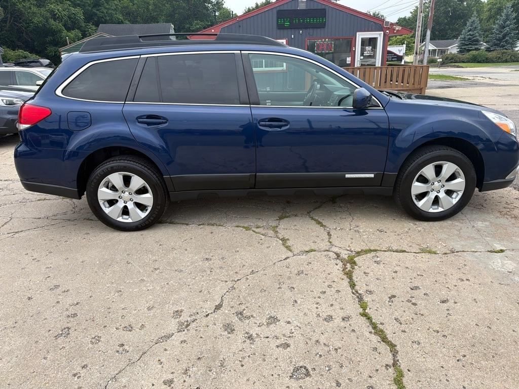 Subaru Outback  2010