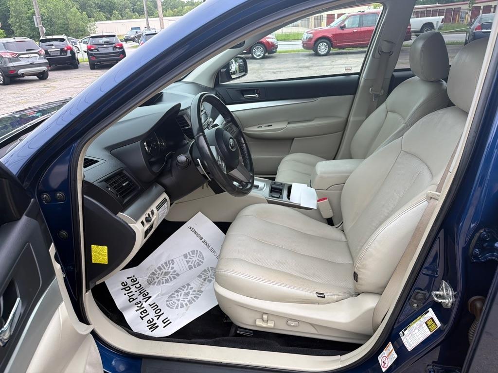 Subaru Outback  2010