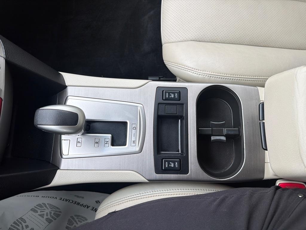 Subaru Outback  2010