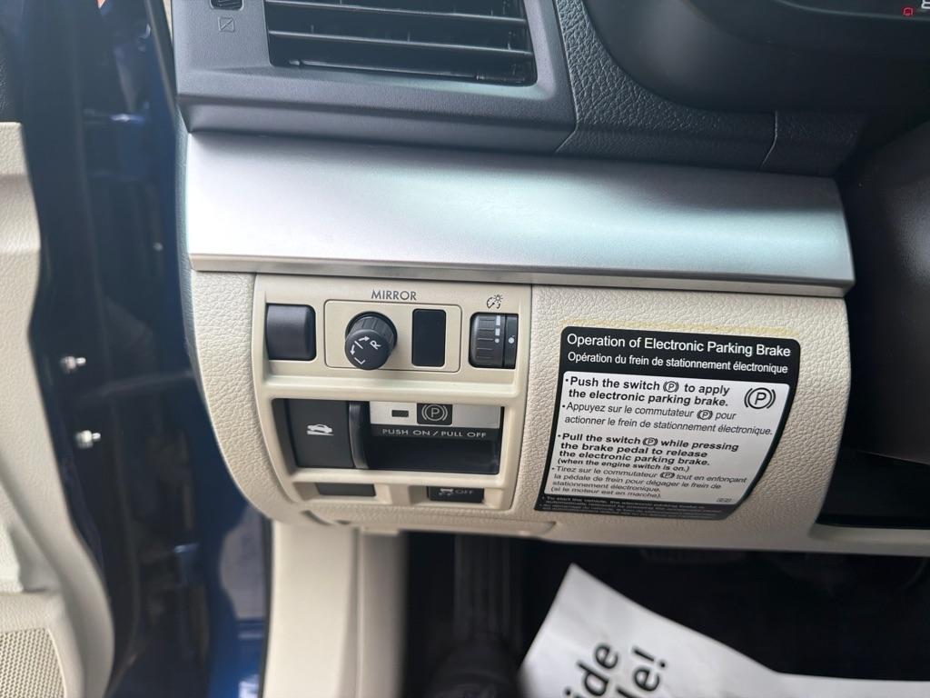 Subaru Outback  2010