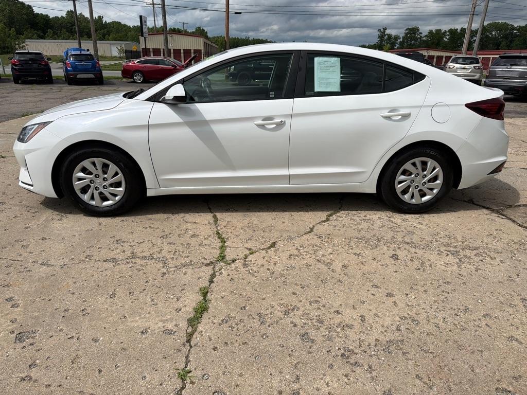 Hyundai Elantra  2019