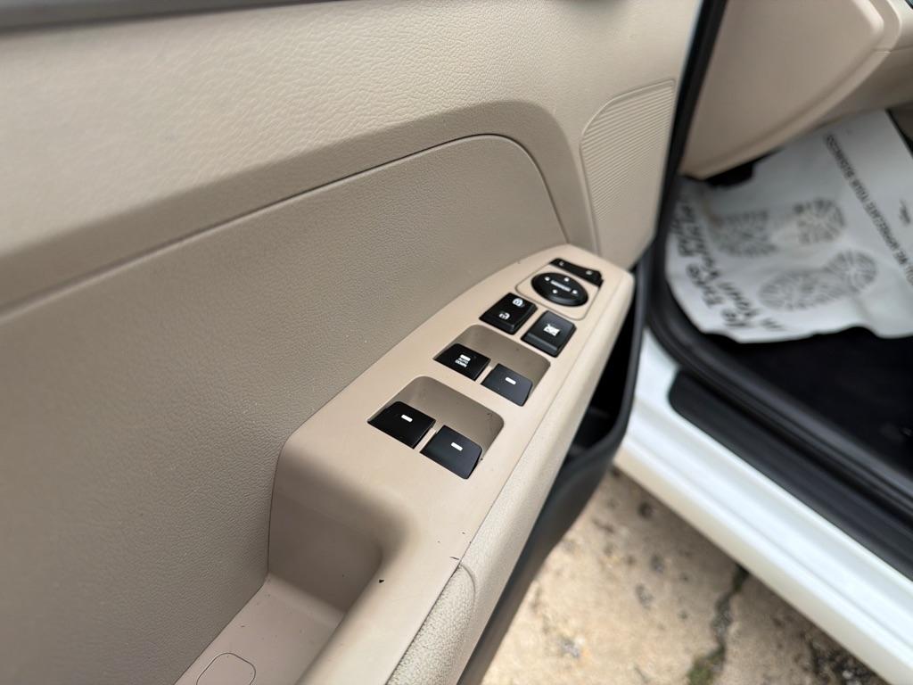 Hyundai Elantra  2019