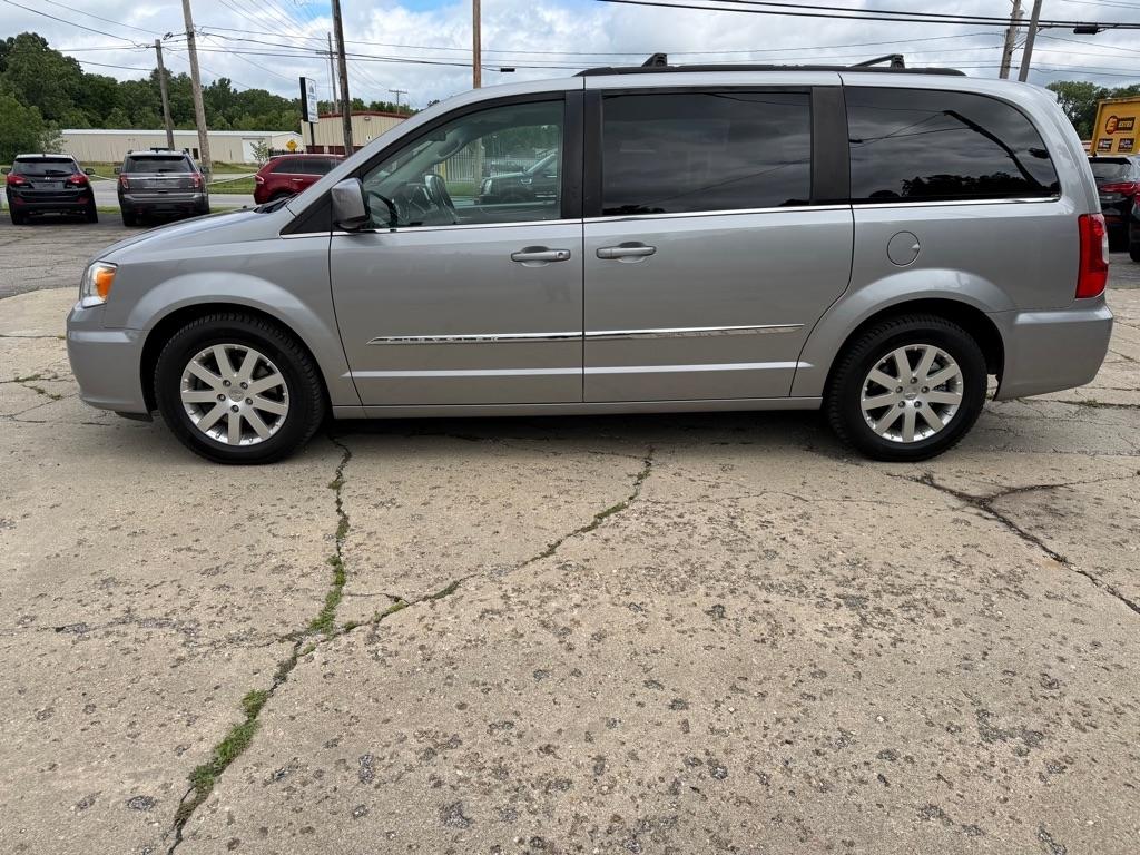 Chrysler Town & Country Touring 2016