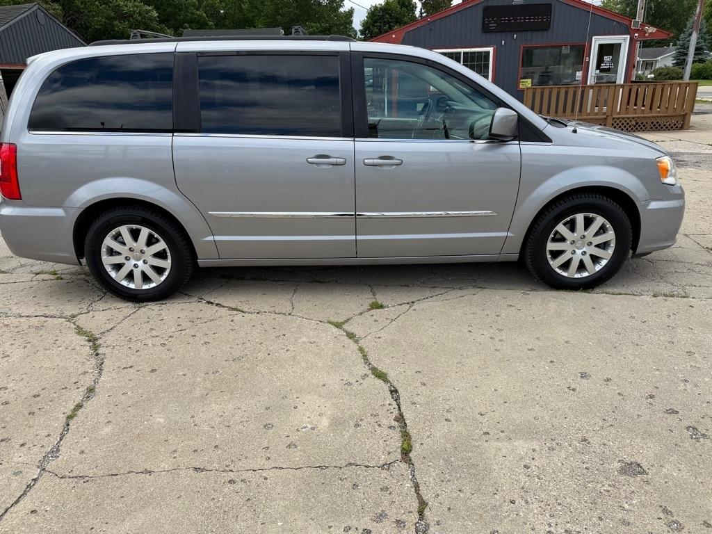 Chrysler Town & Country Touring 2016