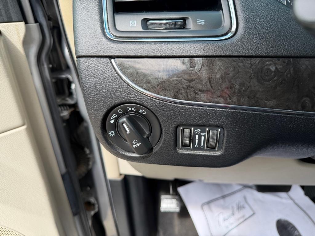 Chrysler Town & Country Touring 2016