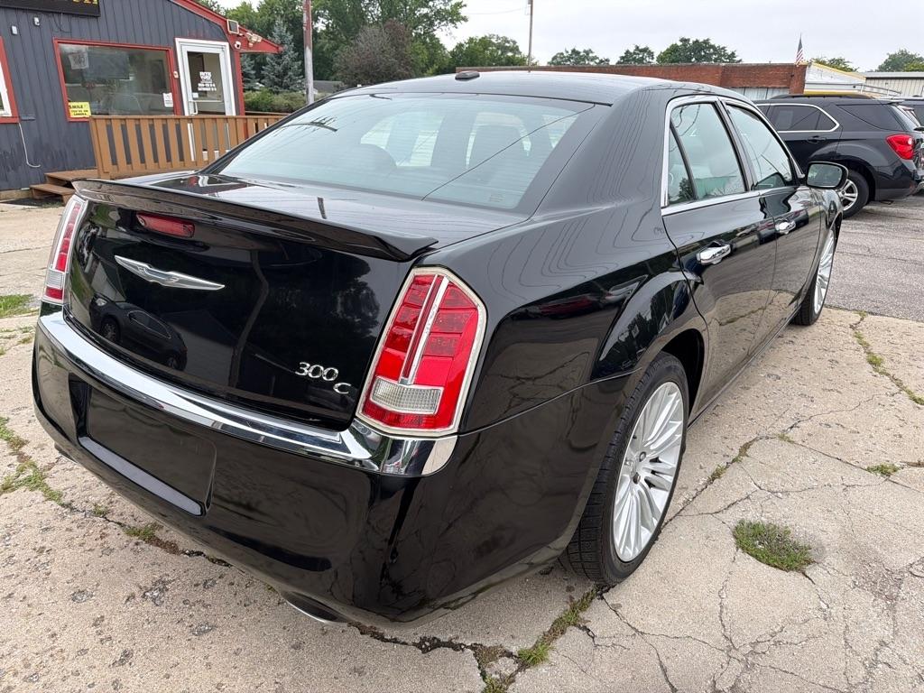 Chrysler 300  2014