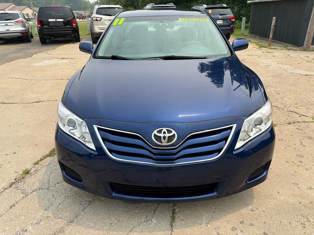 Toyota Camry  2011