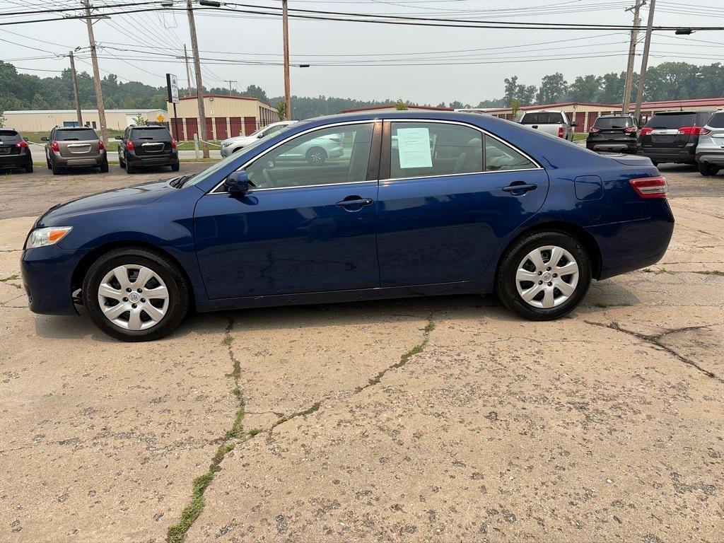 Toyota Camry  2011