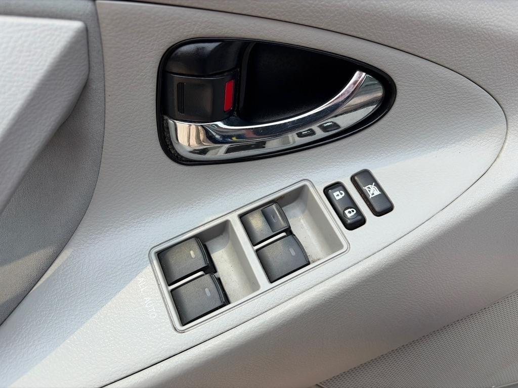 Toyota Camry  2011