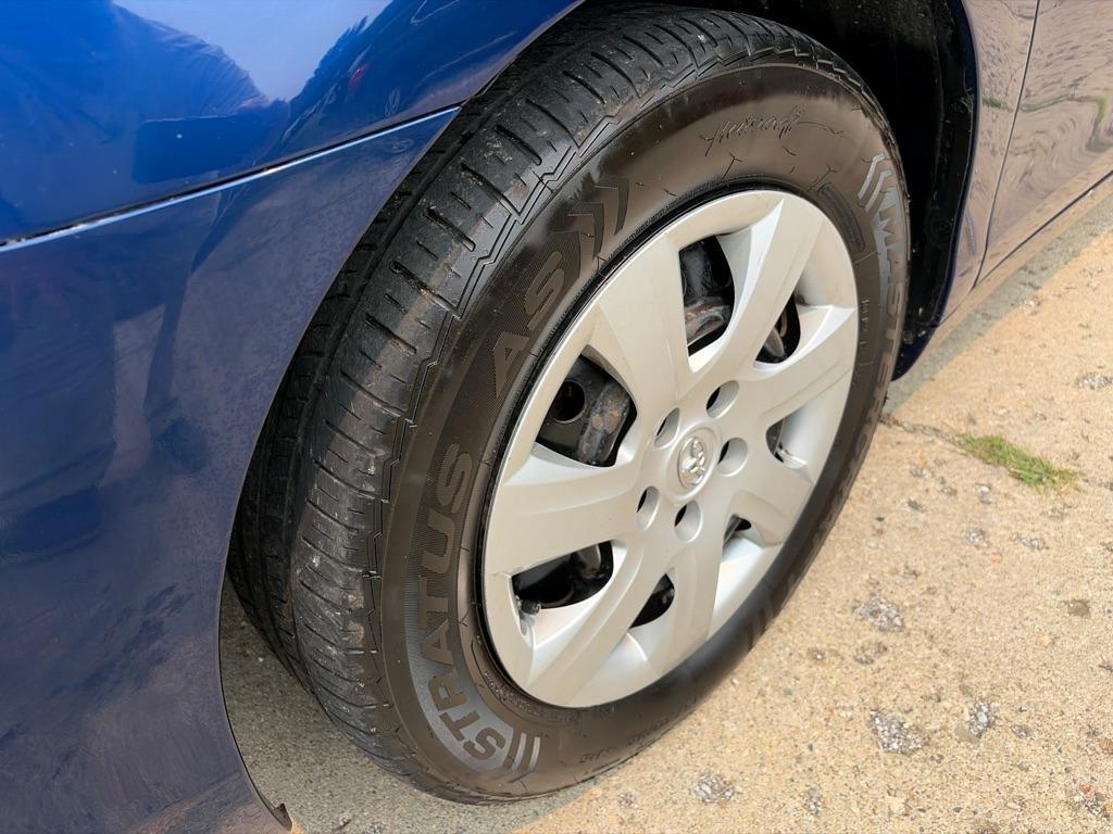 Toyota Camry  2011