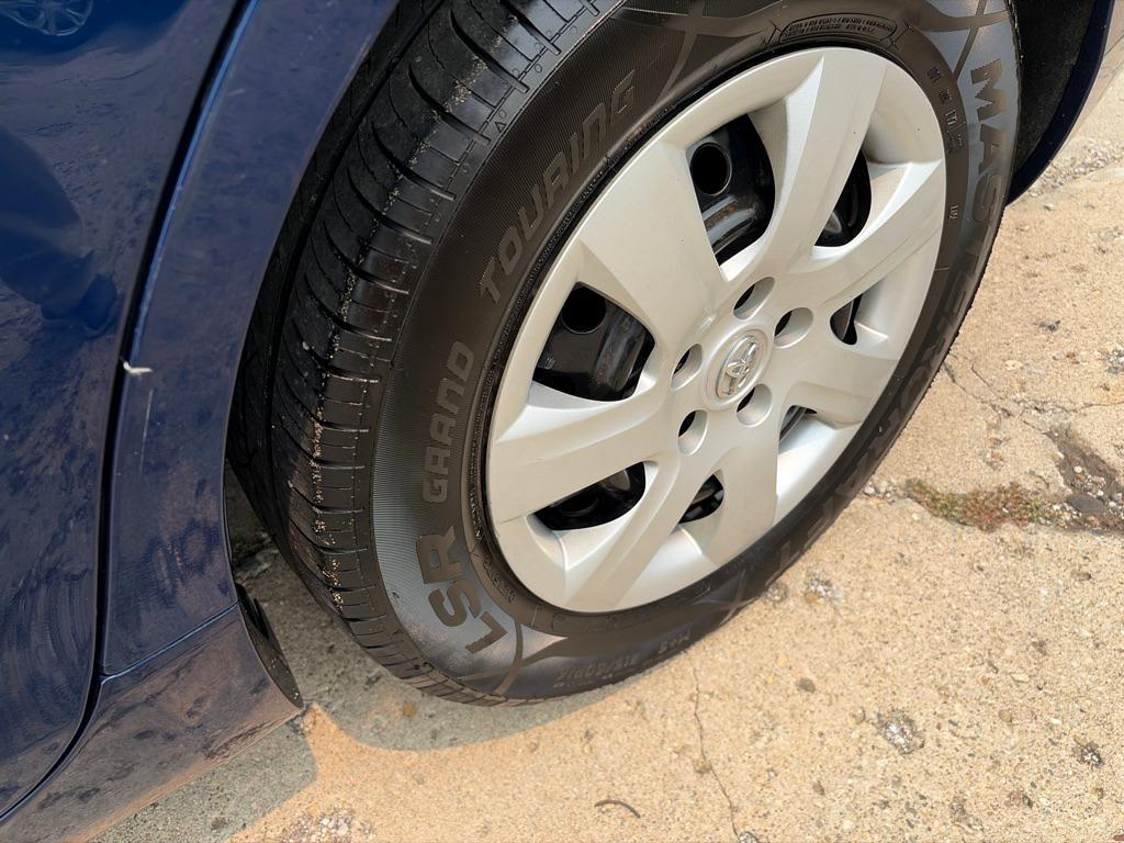 Toyota Camry  2011