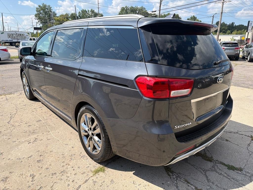Kia Sedona  2016