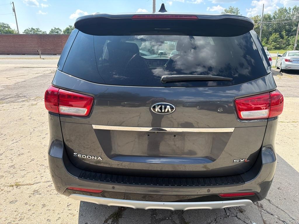 Kia Sedona  2016