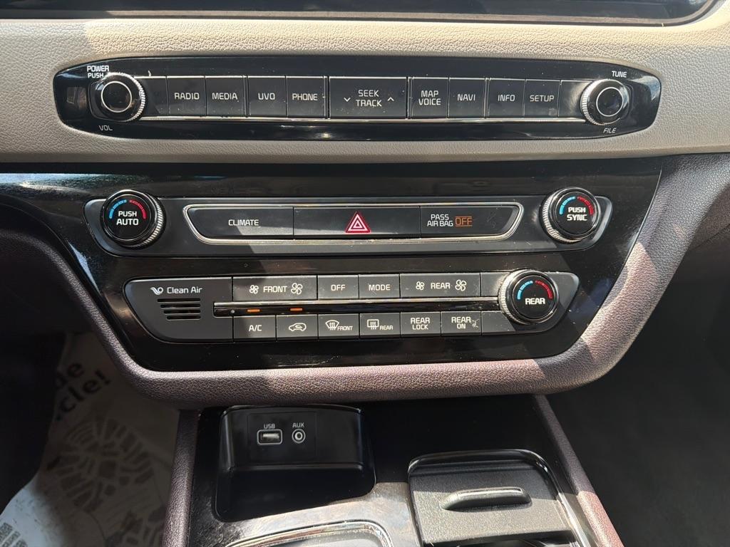 Kia Sedona  2016