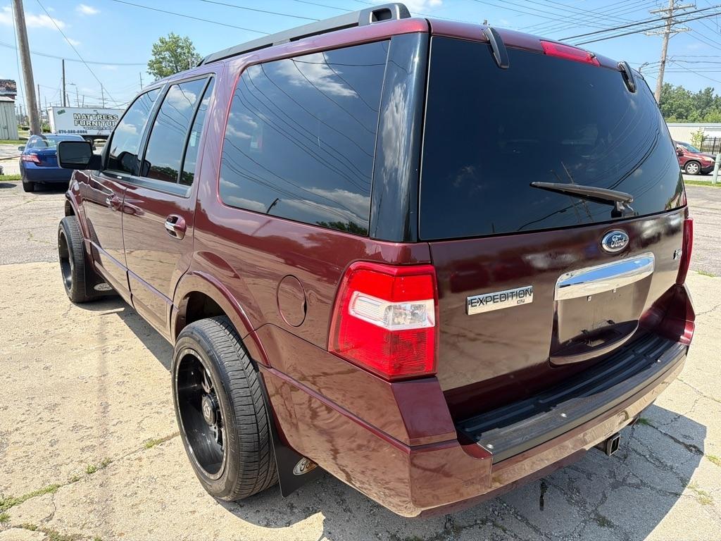 Ford Expedition  2011