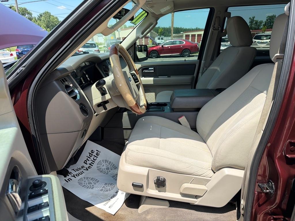 Ford Expedition  2011