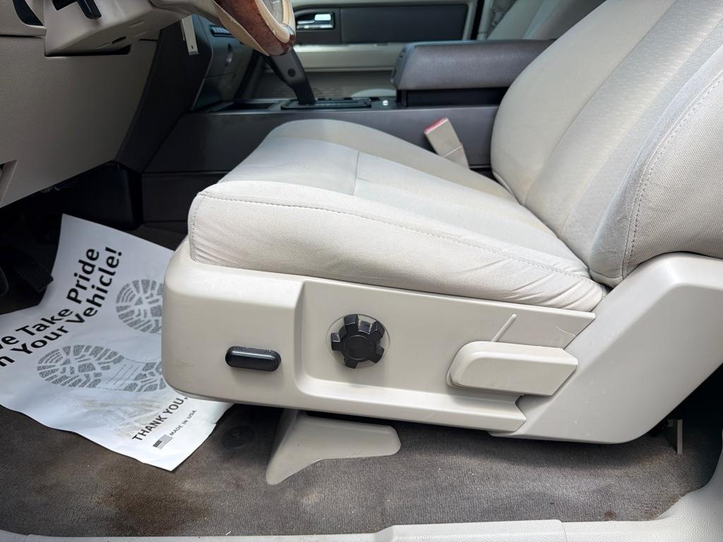 Ford Expedition  2011