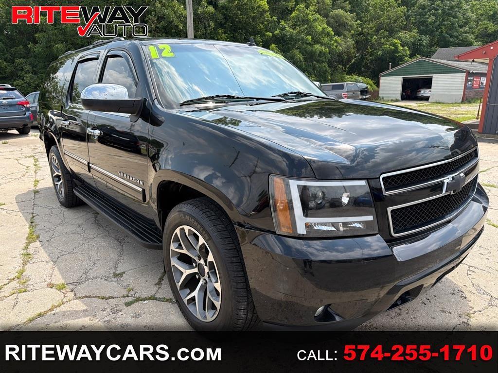 Chevrolet Suburban  2012