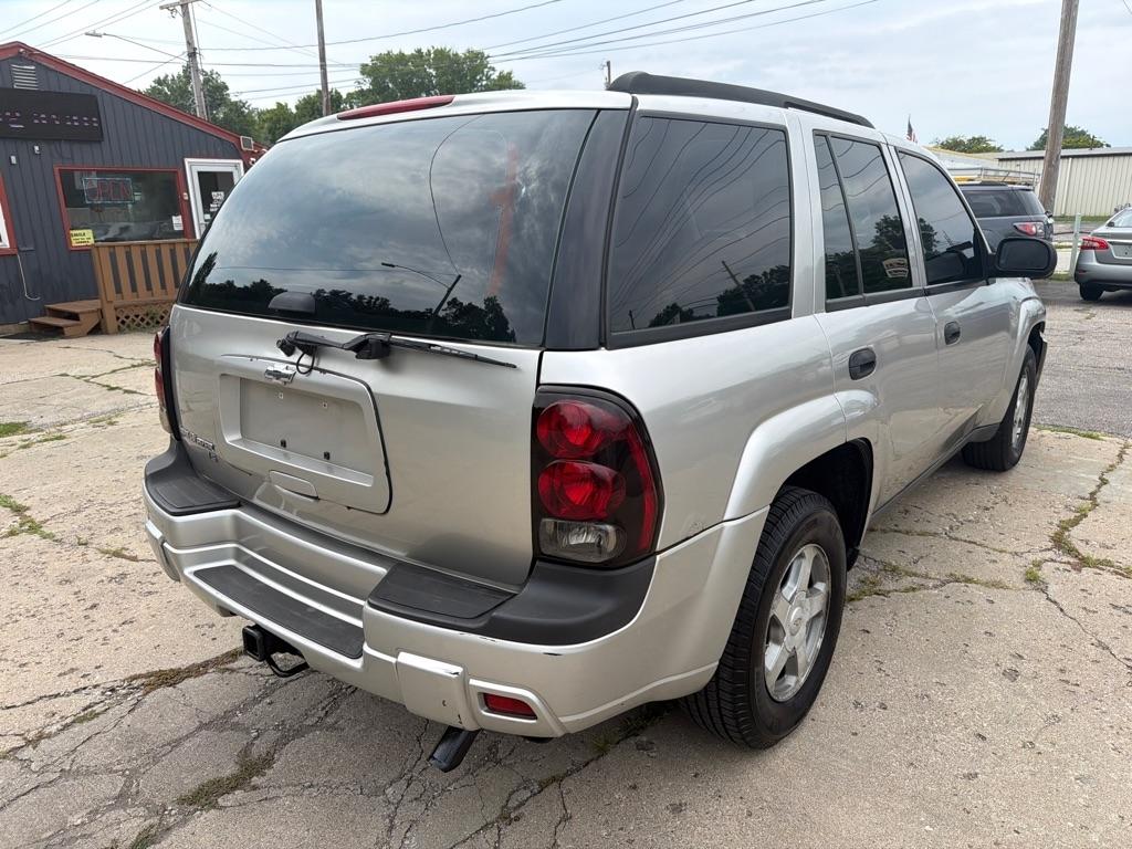Chevrolet TrailBlazer LS 2005