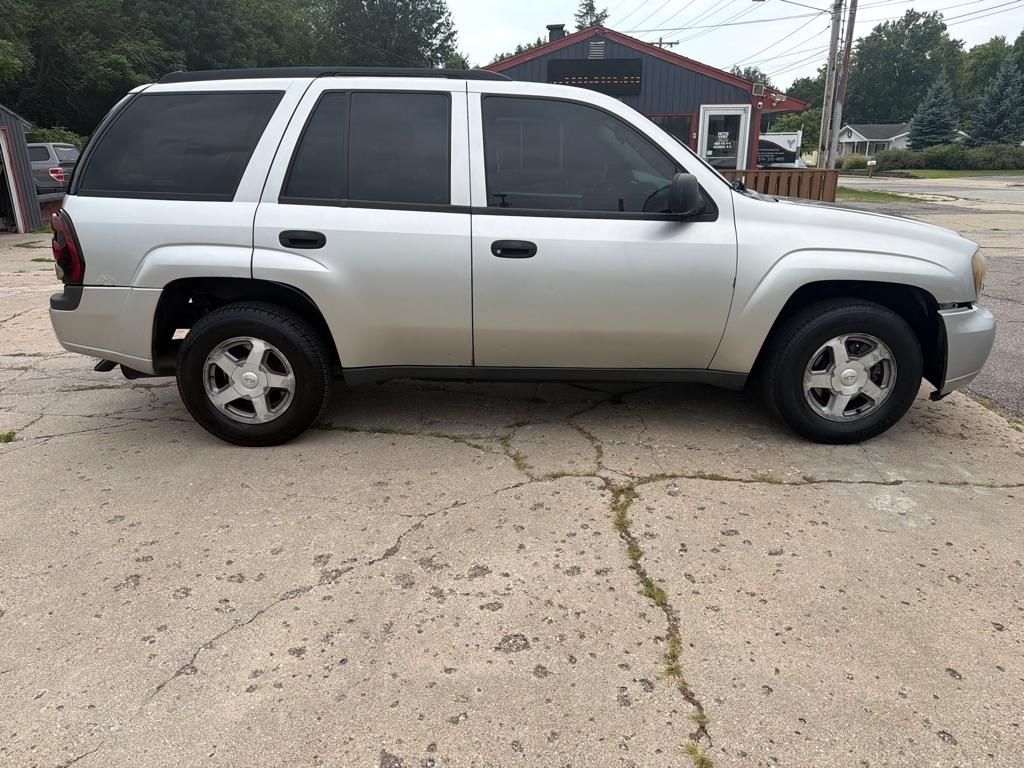 Chevrolet TrailBlazer LS 2005