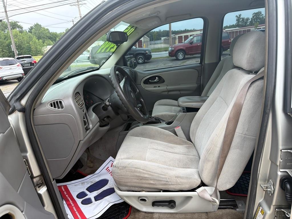 Chevrolet TrailBlazer LS 2005