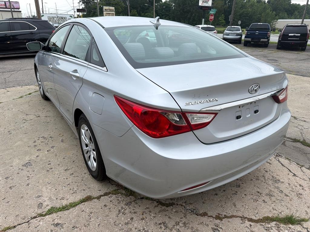 Hyundai Sonata  2011