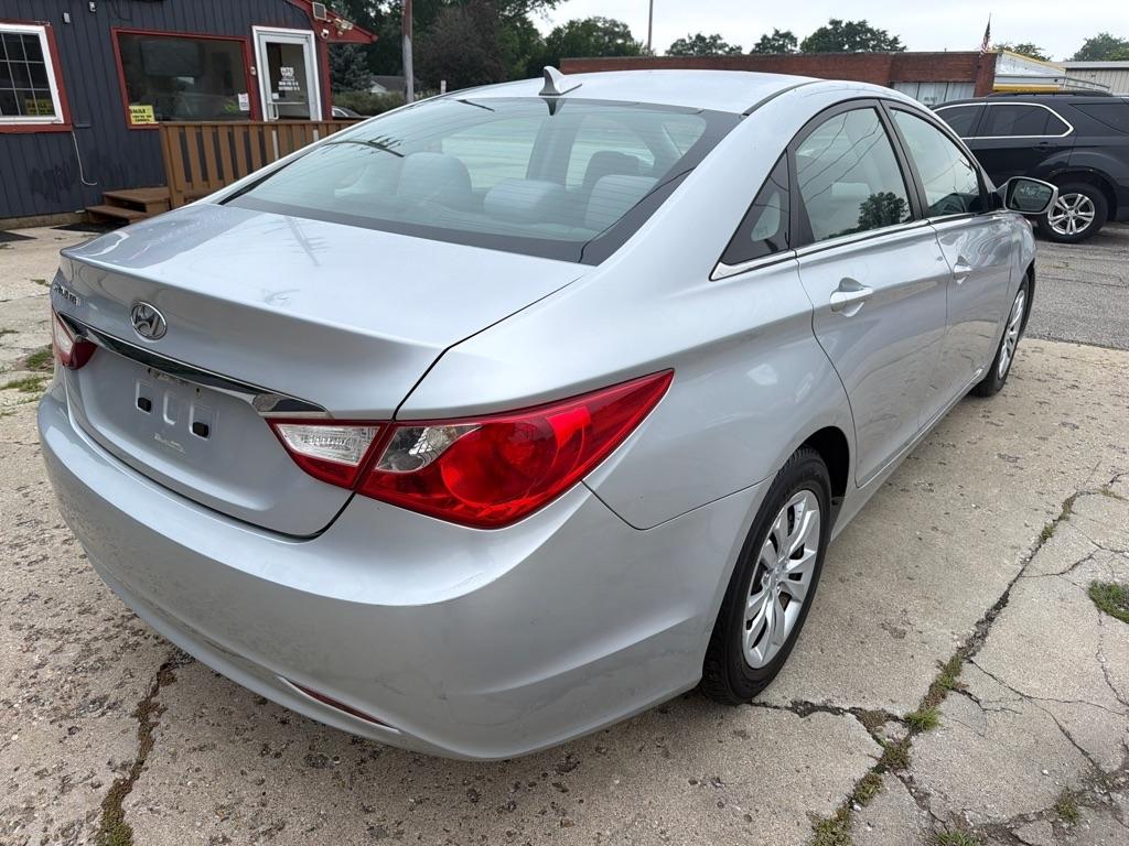 Hyundai Sonata  2011