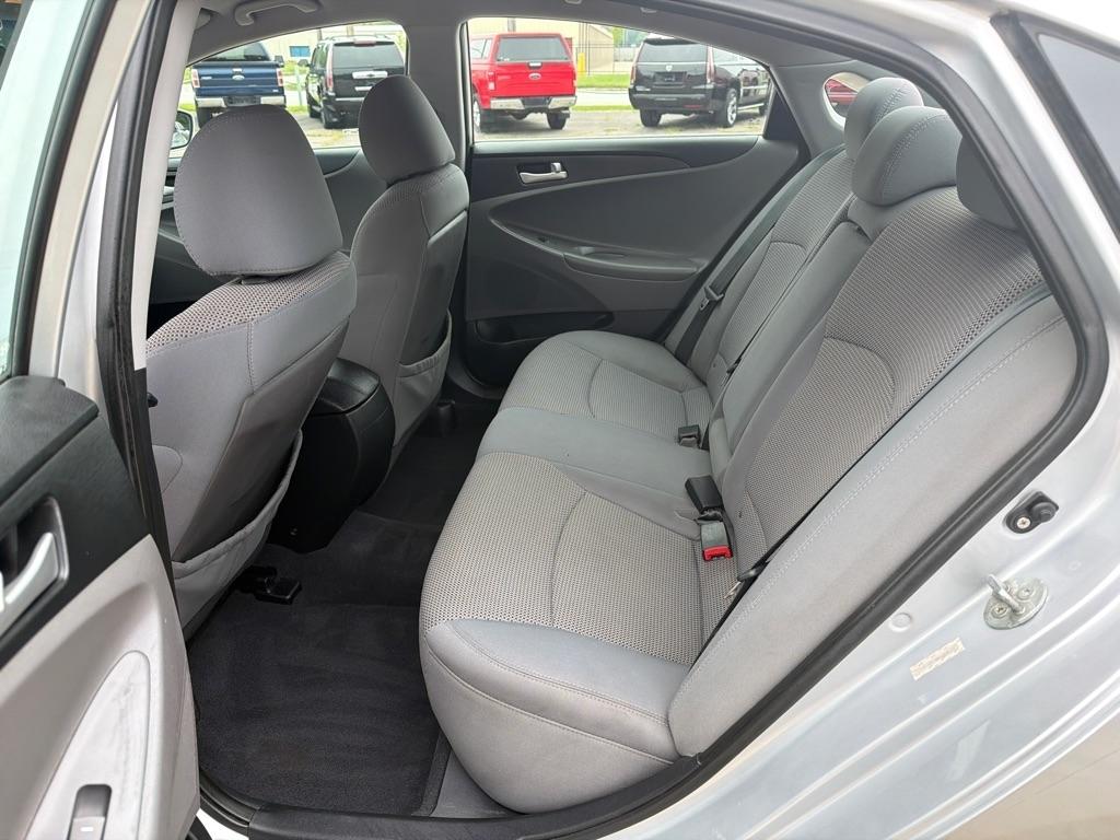 Hyundai Sonata  2011