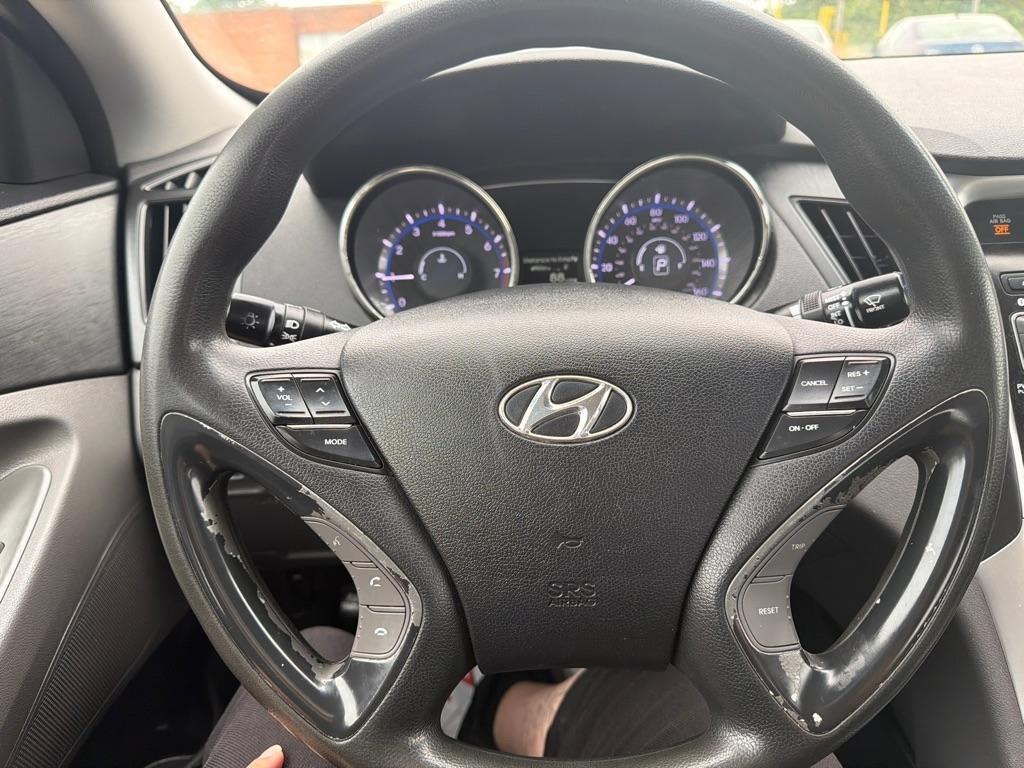 Hyundai Sonata  2011