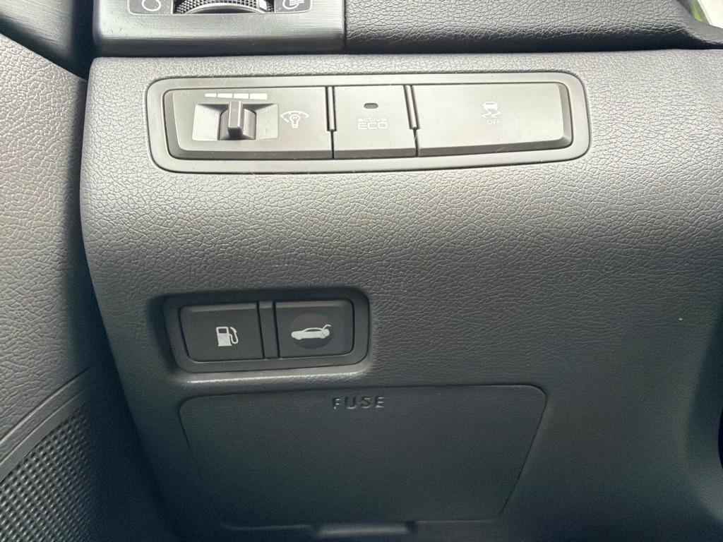 Hyundai Sonata  2011