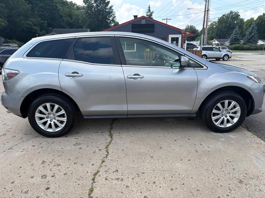 Mazda CX-7  2011