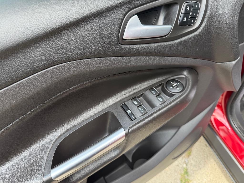 Ford Escape  2013