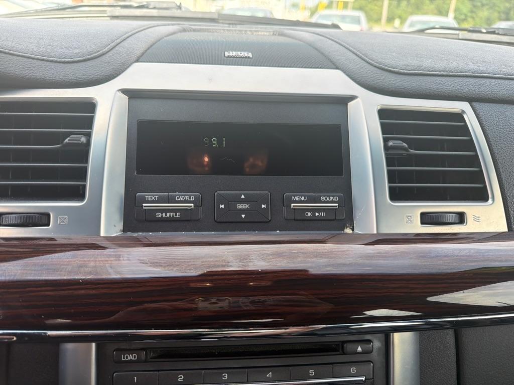 Lincoln MKS  2010